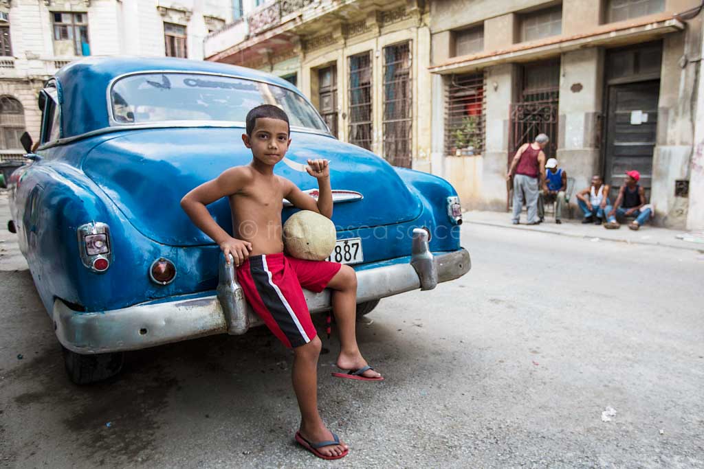 CUBA ON THE ROAD